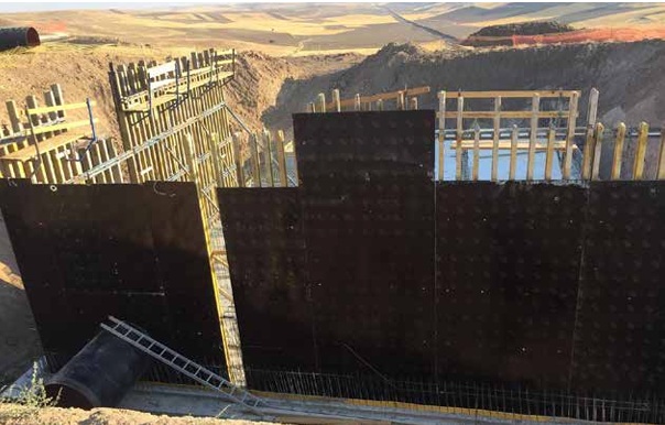 İhsaniye İtme-Sürme Viyadüğü